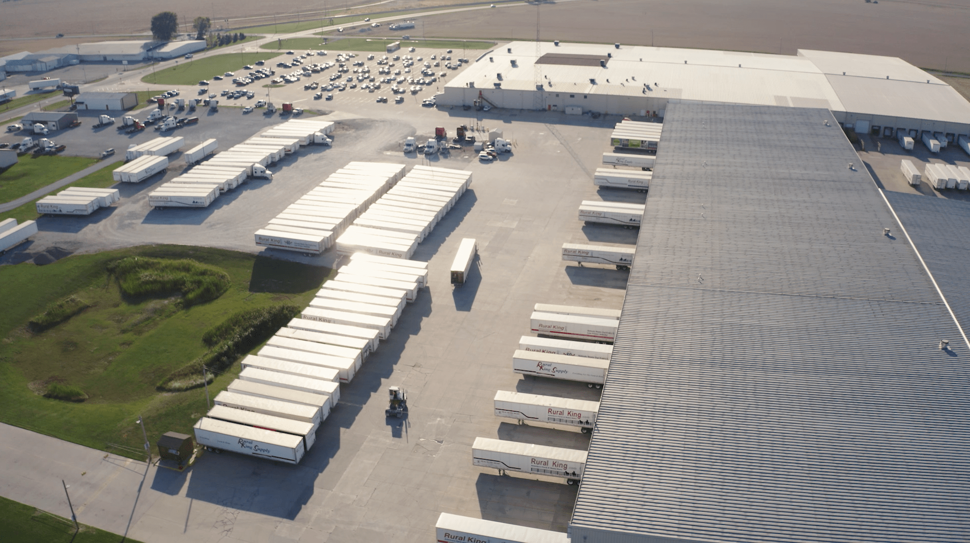 Rural King uses Market Access to source capacity in volatile market