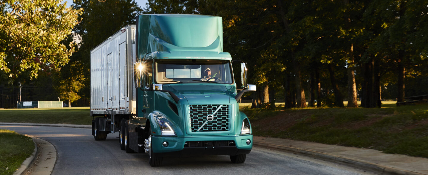 A guide to freight trucking rates in 2024