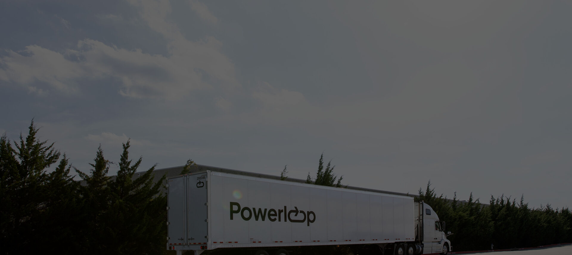 Powerloop truck on road